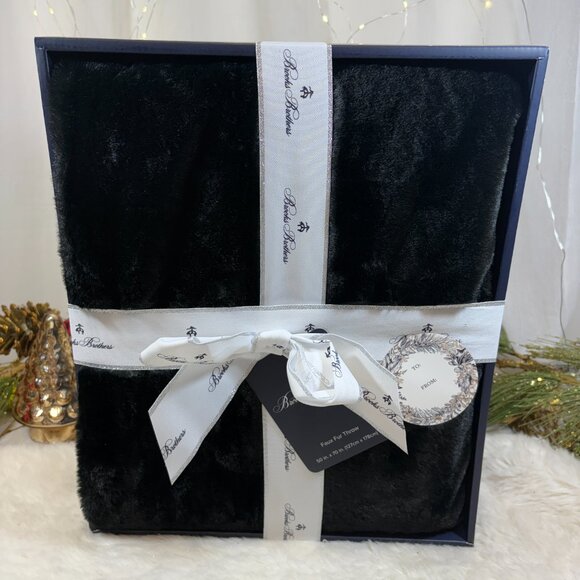 Brooks Brothers Luxury Plush Black Faux Fur Throw Blanket Gift Box 50" x70" - Picture 4 of 5
